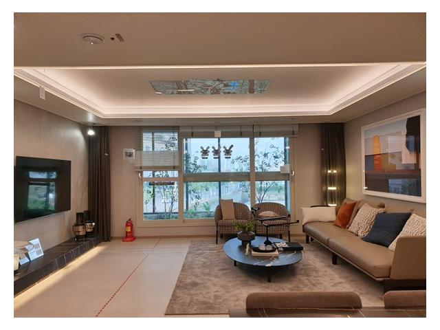 신규 최고층 아파트 ‘이천 롯데캐슬 센트럴 페라즈 스카이 3차’ 분양